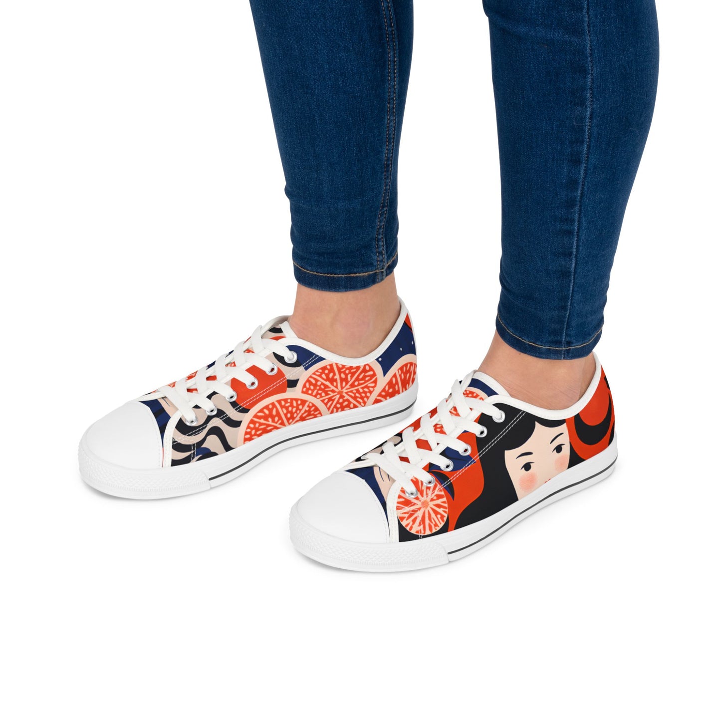 Women's Low Top Sneakers_Girl